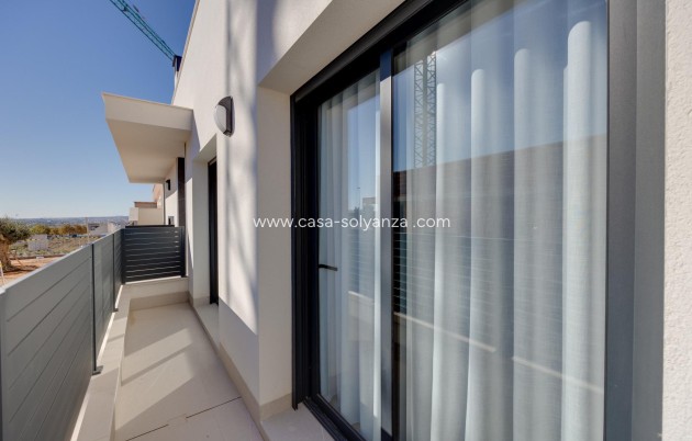 Obra nueva - Villa - Torrevieja - Sector 25