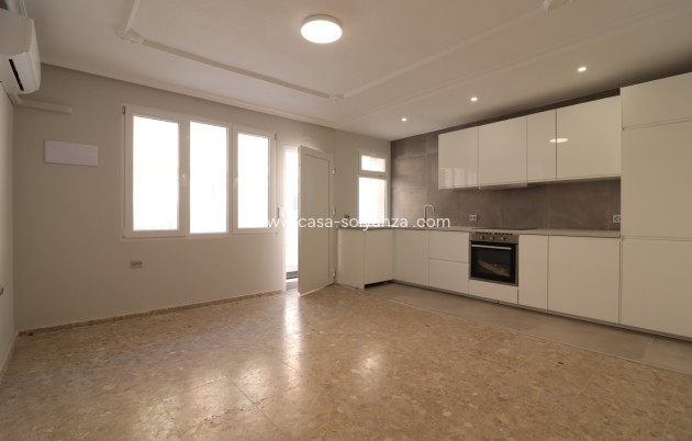 Herverkoop - Appartement / flat - Torrevieja - Torre La Mata