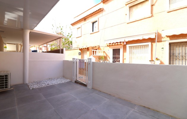 Herverkoop - Appartement / flat - Torrevieja - Torre La Mata