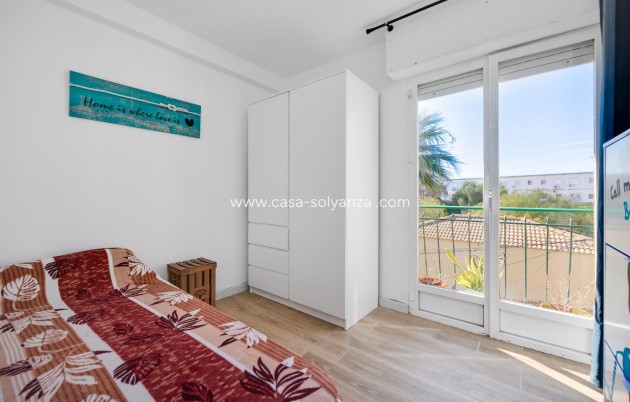 Herverkoop - Appartement / flat - Torrevieja - Eliseos playa