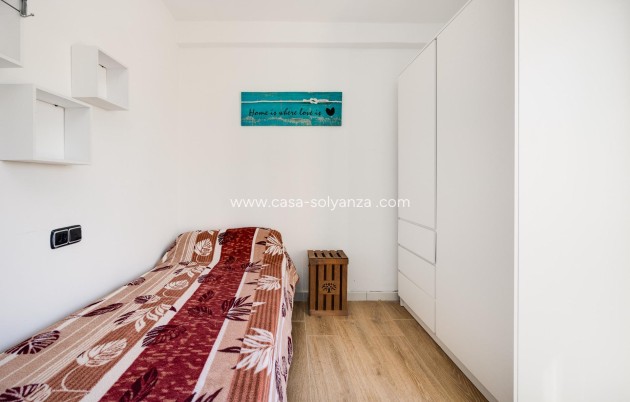 Herverkoop - Appartement / flat - Torrevieja - Eliseos playa