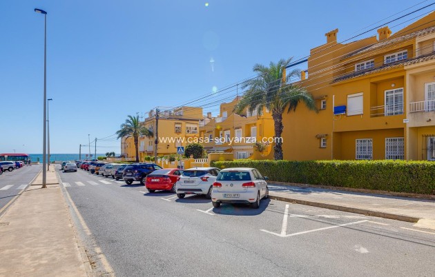 Herverkoop - Appartement / flat - Torrevieja - Eliseos playa