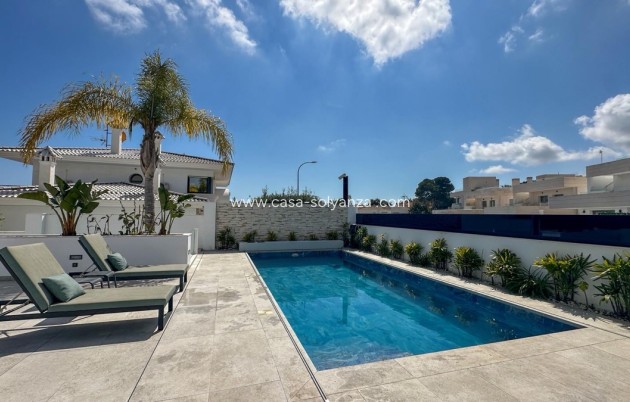 Revente - Villa - Villamartin - Villamartín