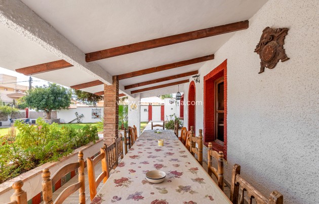 Revente - Villa - Orihuela Costa - Lomas de Cabo Roig
