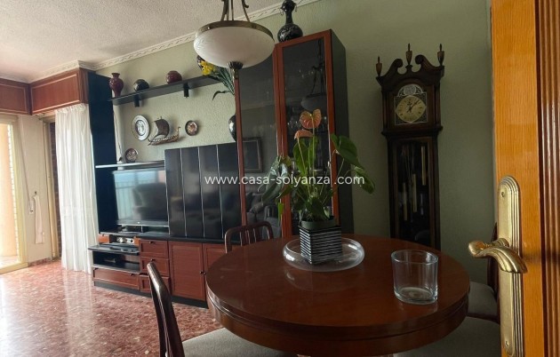 Herverkoop - Appartement / flat - Torrevieja - Las Piscinas Naturales