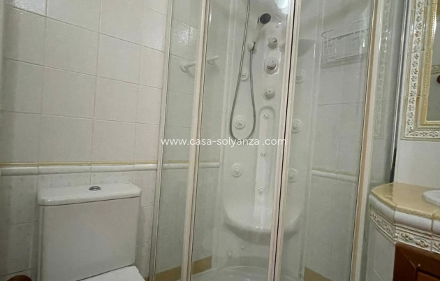 Herverkoop - Appartement / flat - Torrevieja - Las Piscinas Naturales