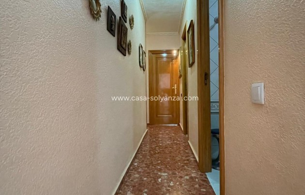 Herverkoop - Appartement / flat - Torrevieja - Las Piscinas Naturales