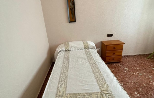 Herverkoop - Appartement / flat - Torrevieja - Las Piscinas Naturales