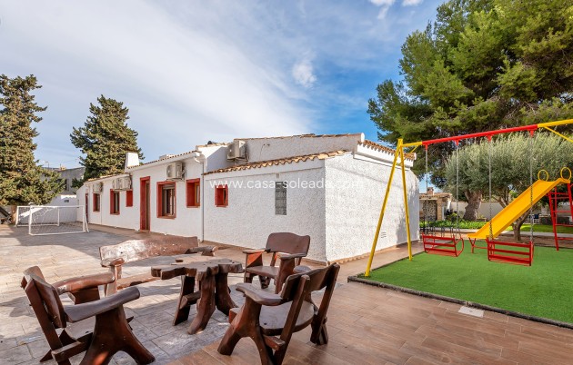 Revente - Villa - Orihuela Costa - Lomas de Cabo Roig