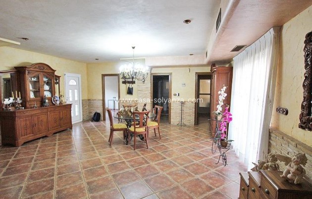 Herverkoop - Villa - Formentera de Segura - C- Cooperativa