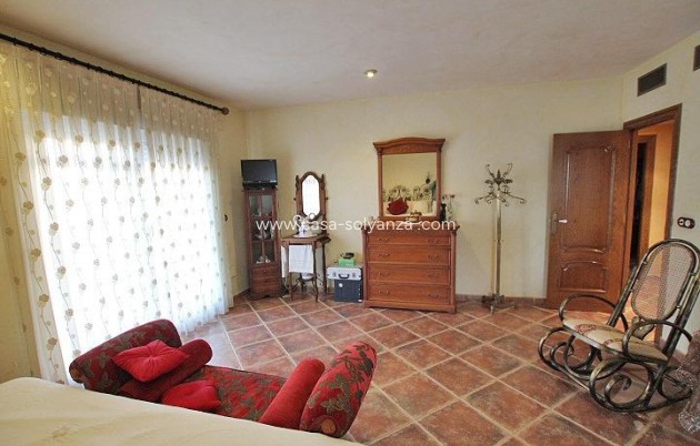 Herverkoop - Villa - Formentera de Segura - C- Cooperativa