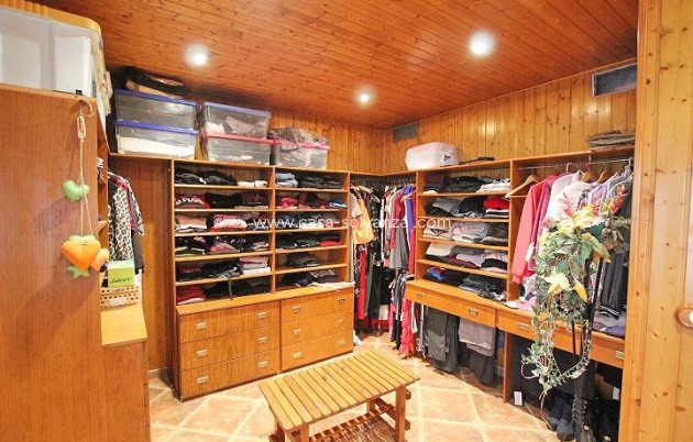 Herverkoop - Villa - Formentera de Segura - C- Cooperativa