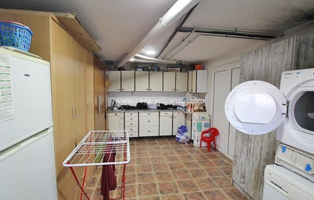 Herverkoop - Villa - Formentera de Segura - C- Cooperativa