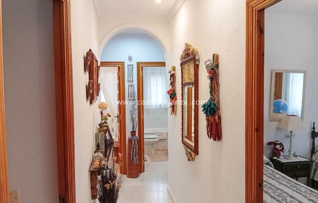 Herverkoop - Villa - Torrevieja - La Siesta