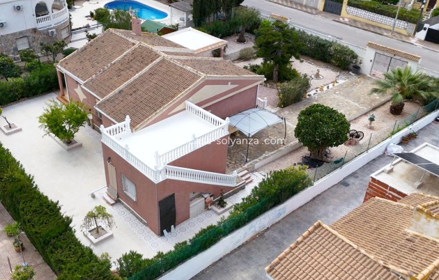 Herverkoop - Villa - Torrevieja - La Siesta