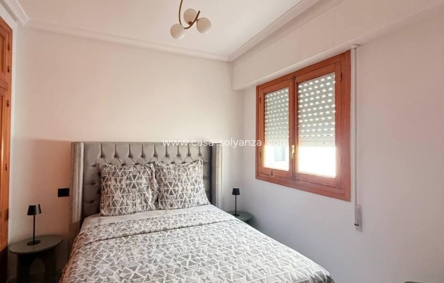 Herverkoop - Appartement / flat - Torrevieja - Playa del Cura