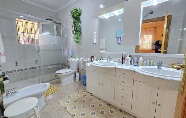 Herverkoop - Villa - Orihuela Costa - Playa Flamenca