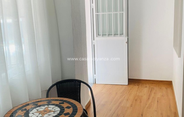 Herverkoop - Appartement / flat - Torrevieja - Playa del Cura