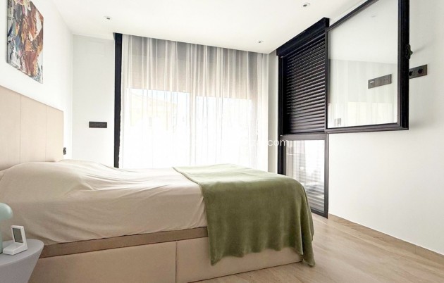 Herverkoop - Villa - Orihuela Costa - Villamartín