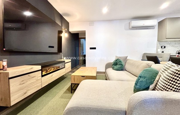 Wiederverkauf - Stadthaus - San Miguel de Salinas