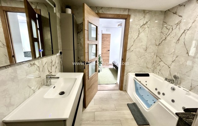 Wiederverkauf - Stadthaus - San Miguel de Salinas