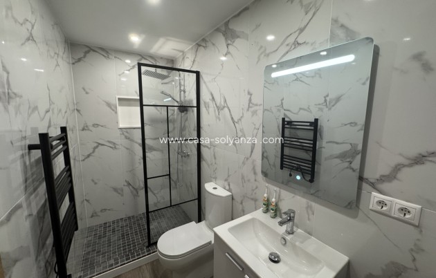 Wiederverkauf - Stadthaus - San Miguel de Salinas