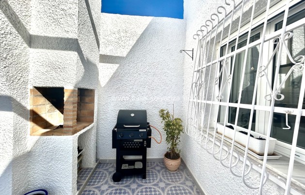 Wiederverkauf - Villa - Villamartin - Costa Blanca