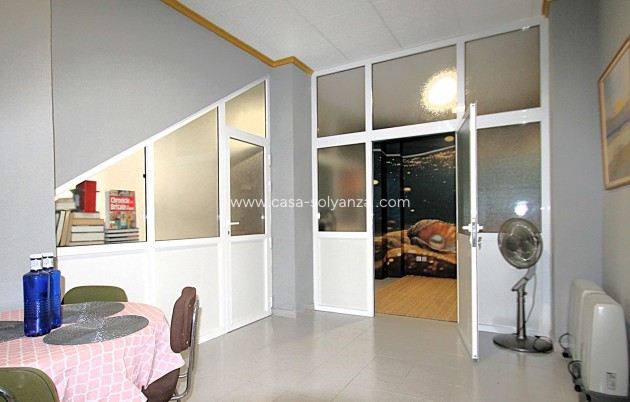 Reventa - Comercial - Torrevieja - Las Piscinas Naturales