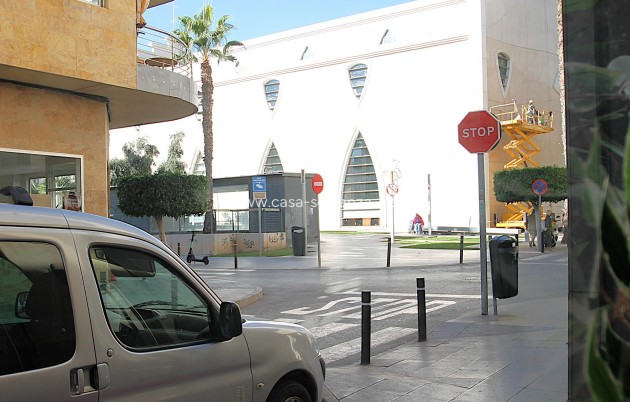 Reventa - Comercial - Torrevieja - Las Piscinas Naturales