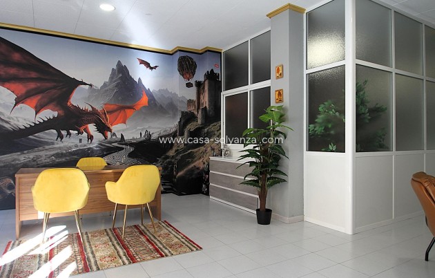 Reventa - Comercial - Torrevieja - Las Piscinas Naturales