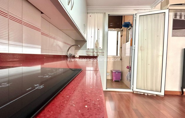 Herverkoop - Appartement / flat - Torrevieja - Acequion