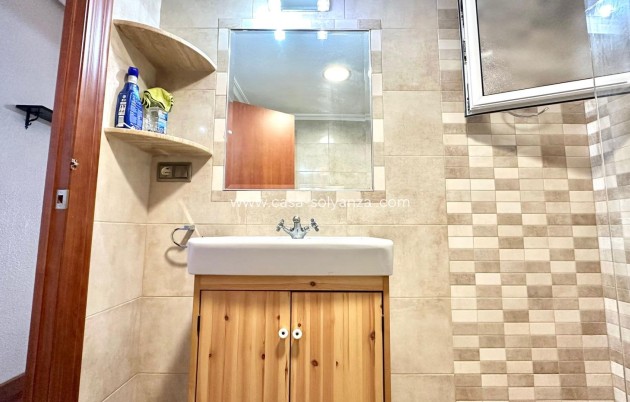 Herverkoop - Appartement / flat - Torrevieja - Acequion