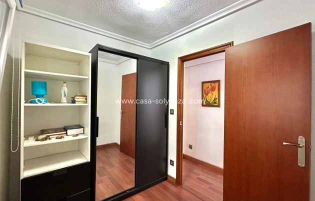 Herverkoop - Appartement / flat - Torrevieja - Acequion