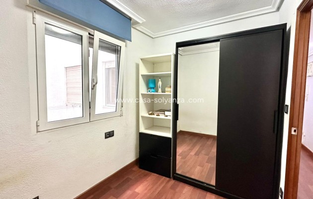 Herverkoop - Appartement / flat - Torrevieja - Acequion