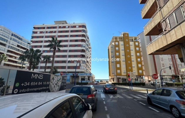 Herverkoop - Appartement / flat - Torrevieja - Acequion