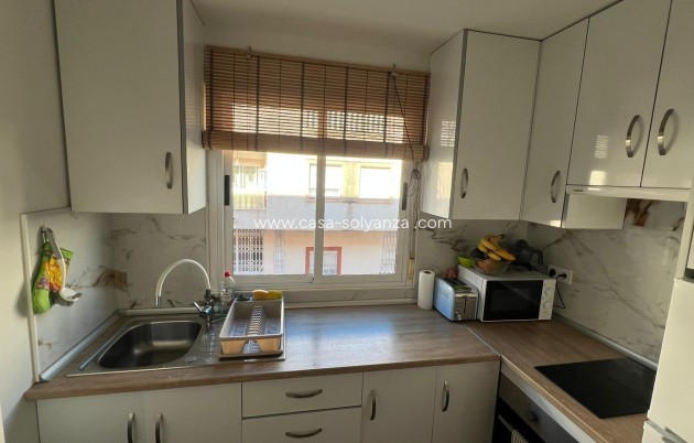 Herverkoop - Appartement / flat - Torrevieja - Center