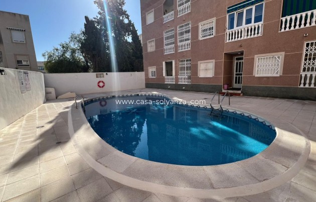 Herverkoop - Appartement / flat - Torrevieja - Center
