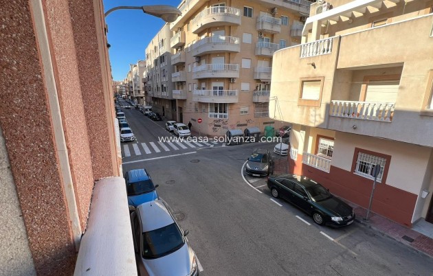 Herverkoop - Appartement / flat - Torrevieja - Center