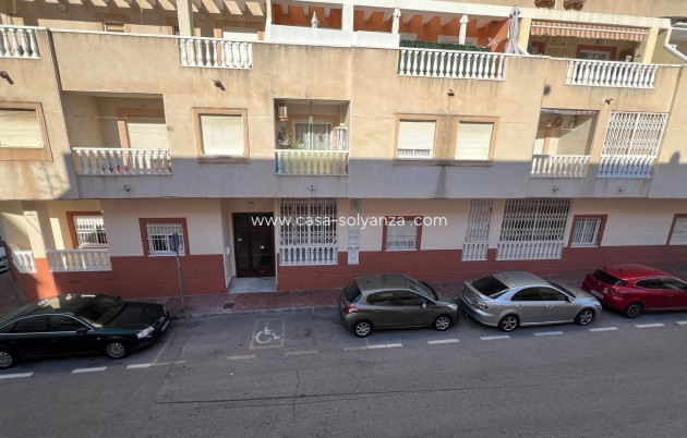 Herverkoop - Appartement / flat - Torrevieja - Center