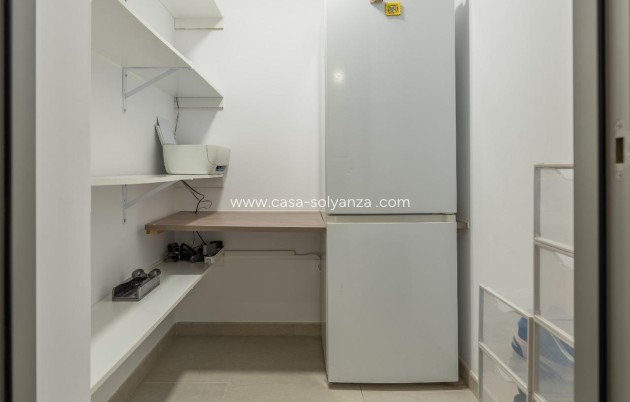 Herverkoop - Appartement / flat - Orihuela Costa - La Zenia