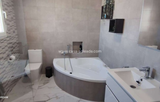 Resale - Villa - Pinoso - Inland