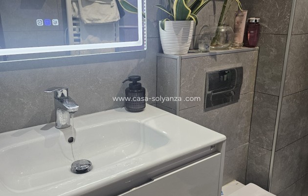 Wiederverkauf - Wohnung - Torrevieja