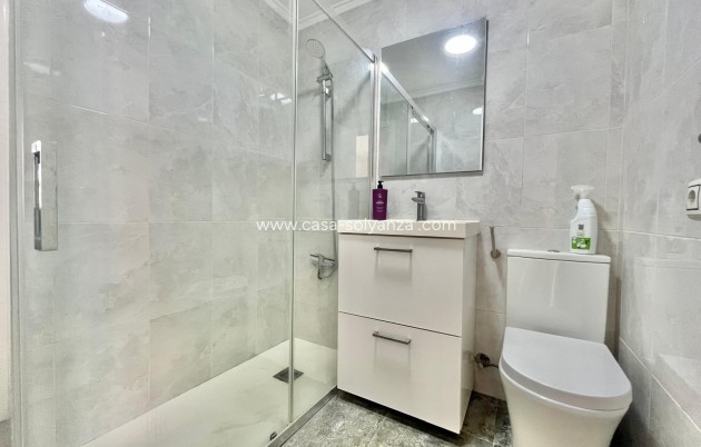 Herverkoop - Bungalow - Torrevieja - La Siesta