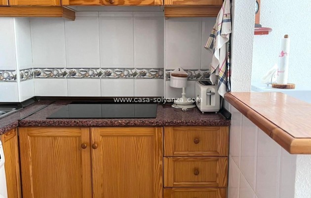 Resale - Apartment / flat - Torrevieja - Acequion