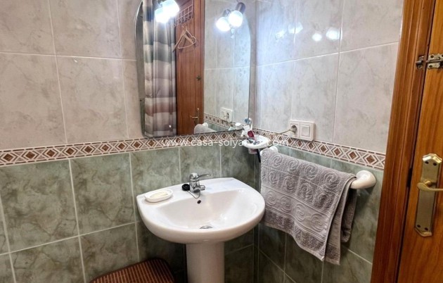 Resale - Apartment / flat - Torrevieja - Acequion