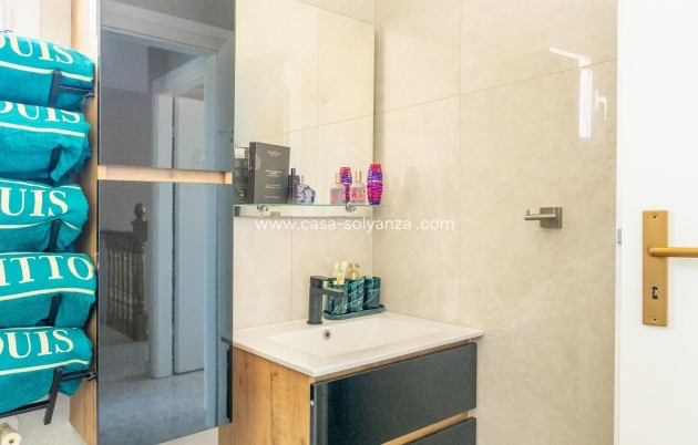 Herverkoop - Villa - Torrevieja - Los Balcones