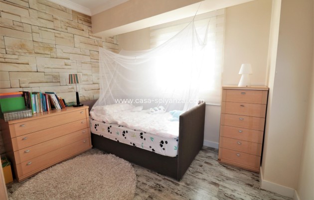 Resale - Apartment / flat - Torrevieja - Playa De Los Naufragos