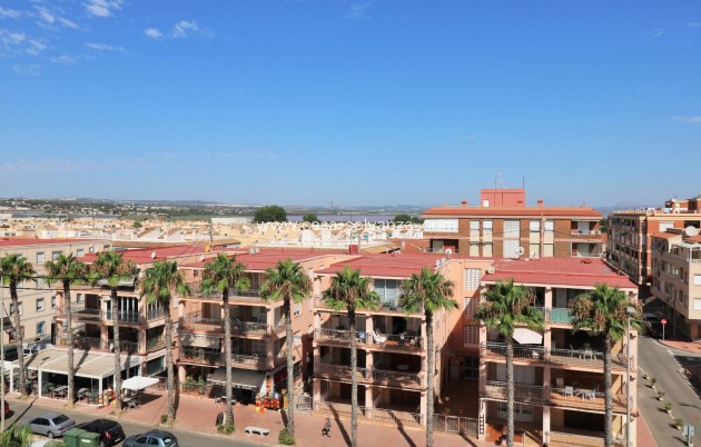 Resale - Apartment / flat - Torrevieja - Playa De Los Naufragos