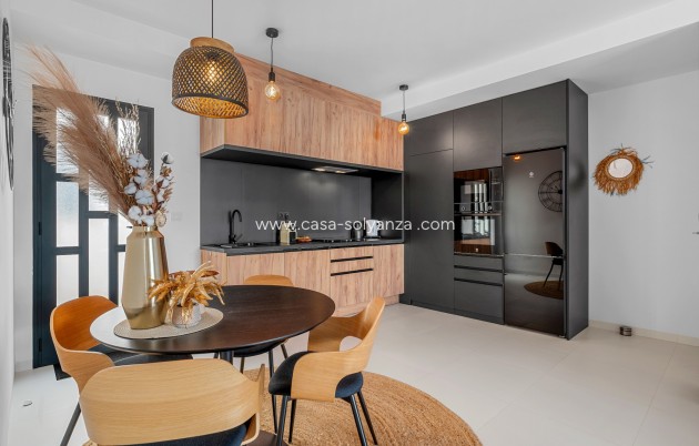 Reventa - Apartamento / piso - San Miguel de Salinas - Inland