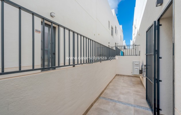 Reventa - Apartamento / piso - San Miguel de Salinas - Inland